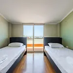 Apartment Bright & Comfy 2br By The Adriatic *
