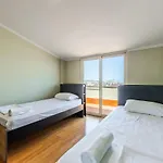 Bright & Comfy 2br By The Adriatic *