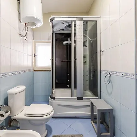 Bright & Comfy 2br By The Adriatic *
