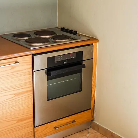 Bright & Comfy 2br By The Adriatic *